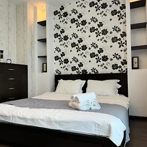 https://2-diplomat.hotels-in-astana.com